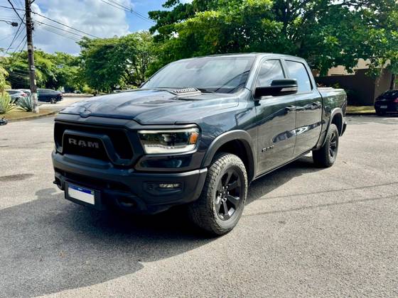RAM 1500 5.7 V8 GASOLINA REBEL CD 4X4 AUTOMÁTICO